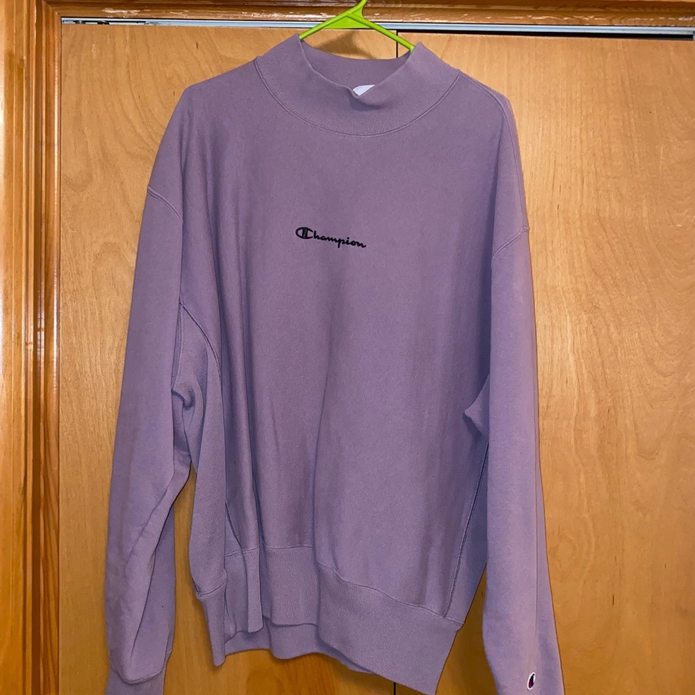 CHAMPION UO EXCLUSIVE MOCK NECK CREW
